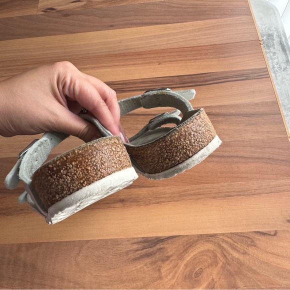 Birkenstock Mayari Kids
Microfiber - Iridescent Matcha - Picture 6 of 11